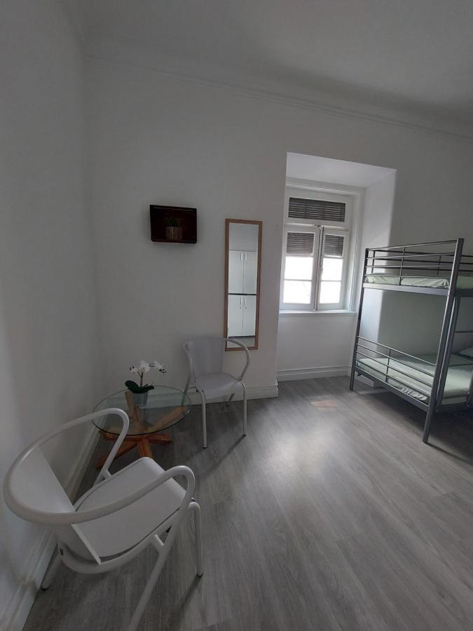 Aloha Hostel ปอร์ติเมา ภายนอก รูปภาพ