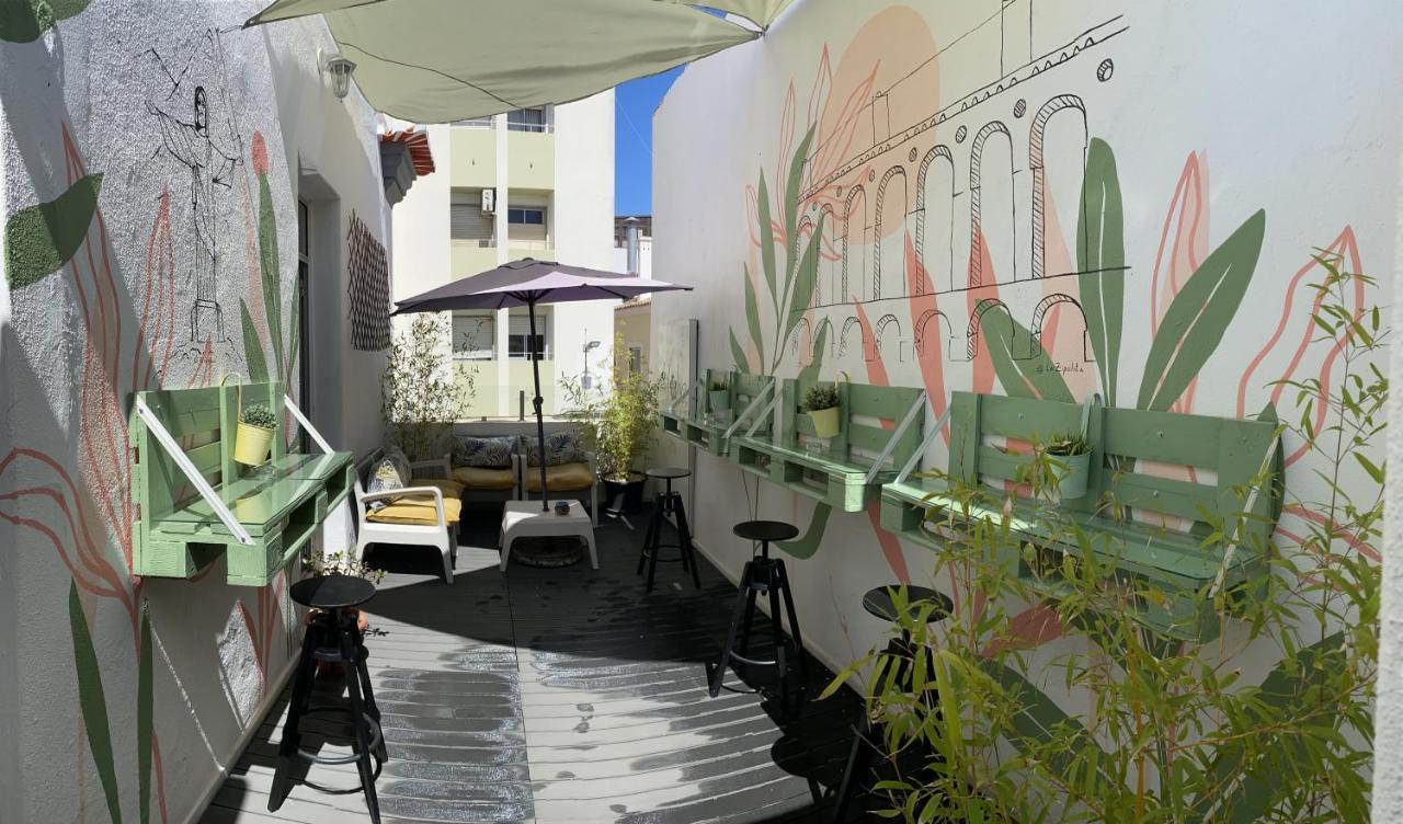Aloha Hostel ปอร์ติเมา ภายนอก รูปภาพ